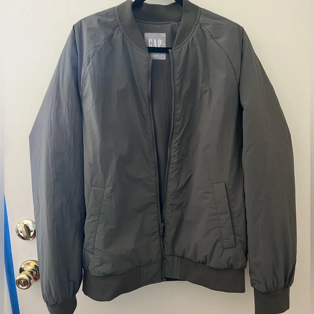 Gap bomber jacket size Medium - Picture 1 of 5